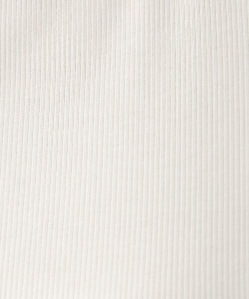 UNTITLED（アンタイトル）の「【すっきり見え/洗える】スクエアネックプルオーバー（Tシャツ/カットソー・レディース・ダークブラウン/ホワイト/カーキ/ブラック・50/48/44/04/02/00）」の9枚目の写真