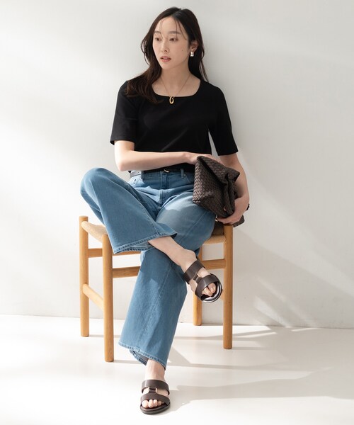 UNTITLED（アンタイトル）の「【すっきり見え/洗える】スクエアネックプルオーバー（Tシャツ/カットソー・レディース・ダークブラウン/ホワイト/カーキ/ブラック・50/48/44/04/02/00）」の11枚目の写真