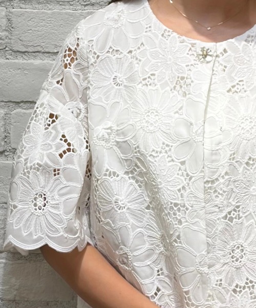 CADUNE（カデュネ）の「ブラウスジャケット（シャツ/ブラウス・レディース・ホワイト/ライトブルー/ブラック・38/36）」の8枚目の写真