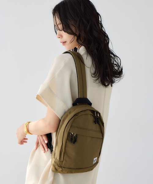 Drifter（ドリフター）の「BARNYARDSTORM / Drifter(ドリフター)別注 / ワンショルリュック（バックパック/リュック・レディース・カーキ/ブラック・FREE）」の4枚目の写真