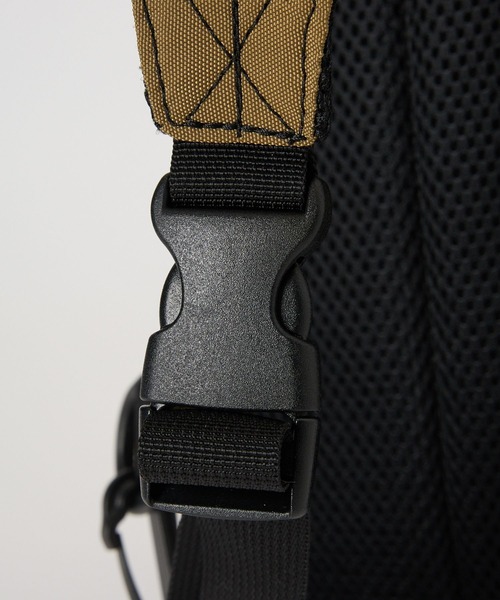 Drifter（ドリフター）の「BARNYARDSTORM / Drifter(ドリフター)別注 / ワンショルリュック（バックパック/リュック・レディース・カーキ/ブラック・FREE）」の18枚目の写真