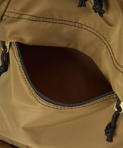 Drifter（ドリフター）の「BARNYARDSTORM / Drifter(ドリフター)別注 / ワンショルリュック（バックパック/リュック・レディース・カーキ/ブラック・FREE）」の22枚目の写真
