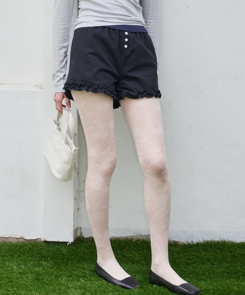 GIUNON(ジウノン)の「rose sheer lace tights / ローズシアーレースタイツ(タイツ/ストッキング・レディース・アイボリー・FREE)」の6枚目の写真