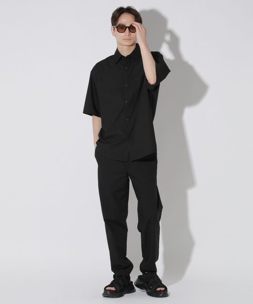 LAKOLE(ラコレ)の「シルキーTRレギュラーシャツ / 645760(シャツ/ブラウス・メンズ・ブラック/グレー/ベージュ・LARGE/MEDIUM)」の4枚目の写真