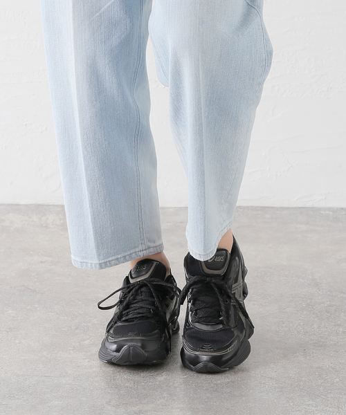 ASICS(アシックス)の「【ASICS/アシックス】 GEL-KINETIC FLUENT(スニーカー・レディース・ブラック・25.5cm/25cm/24.5cm/24cm/23.5cm)」の3枚目の写真