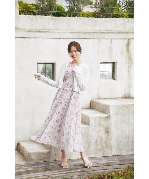 tocco closet(トッコ クローゼット)の「UVカット&接触冷感♪パールチャーム付きサムホールパーカー(パーカー・レディース・アイボリー/ブラック/サックスブルー/オフホワイト/ピンク/ラベンダー・M)」の7枚目の写真