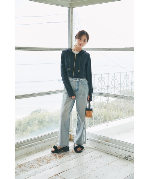 tocco closet(トッコ クローゼット)の「UVカット&接触冷感♪パールチャーム付きサムホールパーカー(パーカー・レディース・アイボリー/ブラック/サックスブルー/オフホワイト/ピンク/ラベンダー・M)」の20枚目の写真