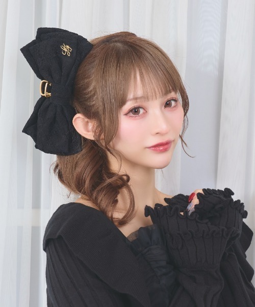LAFARY（ラファリー）の「レースリボンバンスクリップ（バレッタ/ヘアクリップ・レディース・ベージュ/ブラック/ピンク/ホワイト・FREE）」の3枚目の写真