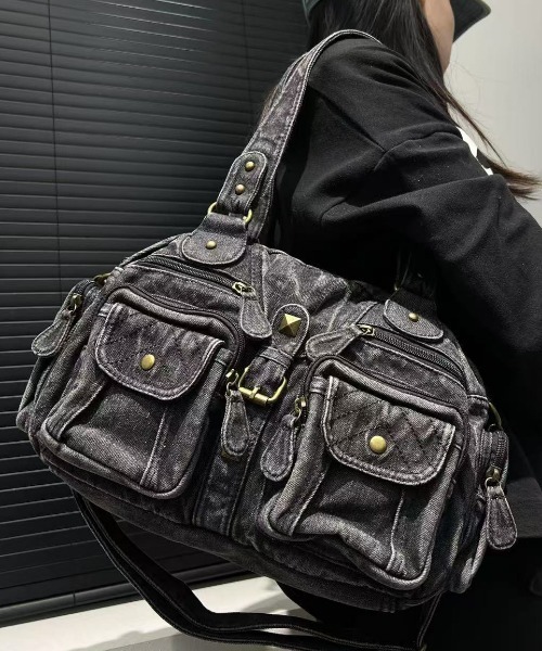 NANEA(ナネア)の「ヴィンテージライク 多ポケット デニム 2WAY ショルダーバッグ(ショルダーバッグ・レディース・ブラック/ネイビー・フリー)」の5枚目の写真