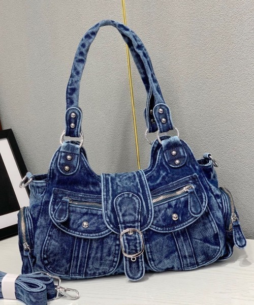 NANEA(ナネア)の「ヴィンテージライク 多ポケット デニム 2WAY ショルダーバッグ(ショルダーバッグ・レディース・ブラック/ネイビー・フリー)」の16枚目の写真