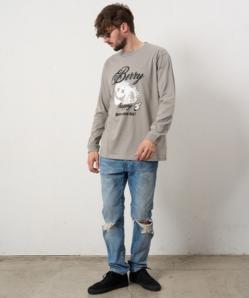 STUD MUFFIN(スタッドマフィン)の「mlt5689- 5.6ozコットン天竺 BERRYフォームプリント LS Tシャツ(624-02903)(Tシャツ/カットソー・メンズ・ブラック/アッシュ/チャコールグレー/ホワイト・2/3/4)」の17枚目の写真