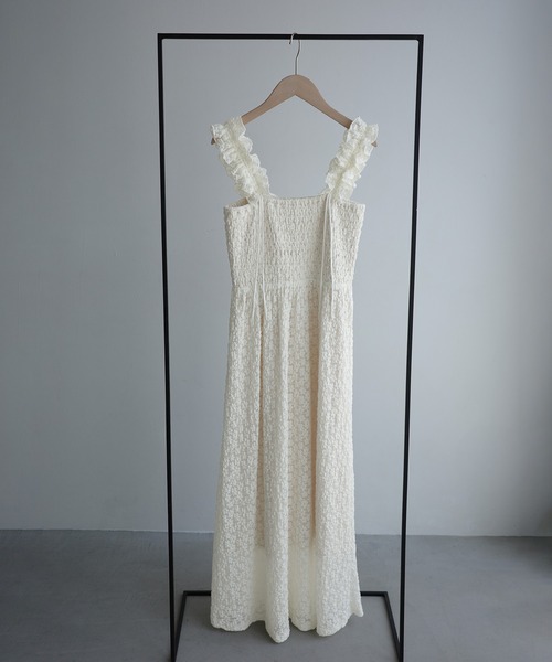 Meiru(メイル)の「カットレースギャザーショルダーワンピース(ワンピース・レディース・ブラック/ブラウン/アイボリー・SMALL/MEDIUM/LARGE)」の17枚目の写真