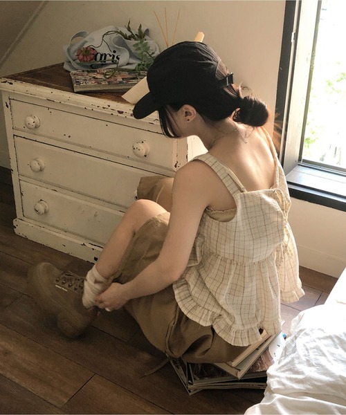 MAISON DE THERESE(メゾン ド テレーズ)の「前後2WAYチェック シャーリング フリルストラップキャミソール(キャミソール・レディース・ベージュ/ブルー・FREE)」の22枚目の写真