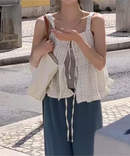 MAISON DE THERESE(メゾン ド テレーズ)の「前後2WAYチェック シャーリング フリルストラップキャミソール(キャミソール・レディース・ベージュ/ブルー・FREE)」の14枚目の写真