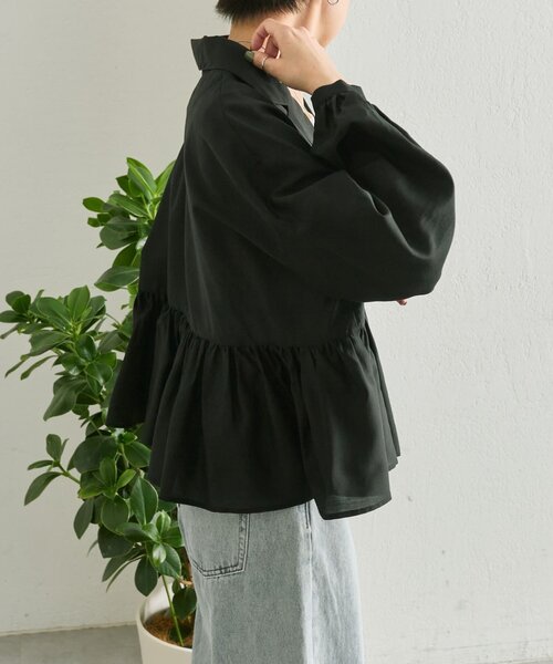 ear PAPILLONNER(イアパピヨネ)の「フリルシャツジャケット【SUM1 STYLE】(シャツ/ブラウス・レディース・ベージュ/ブラック・FREE)」の20枚目の写真