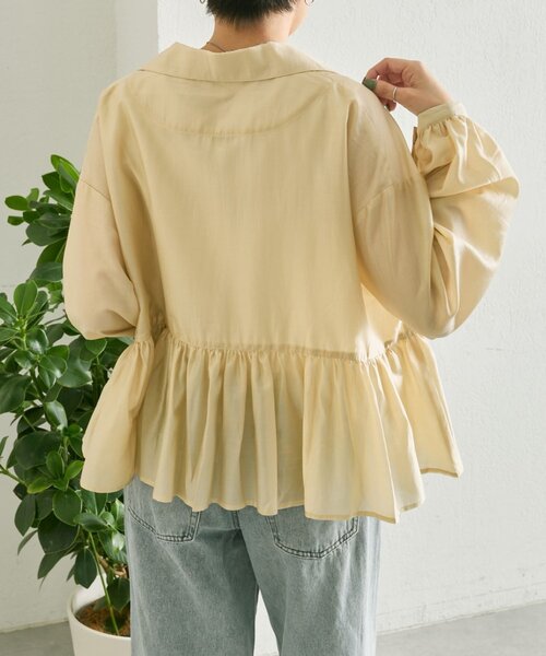 ear PAPILLONNER(イアパピヨネ)の「フリルシャツジャケット【SUM1 STYLE】(シャツ/ブラウス・レディース・ベージュ/ブラック・FREE)」の5枚目の写真