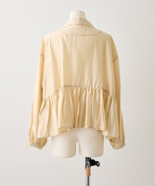 ear PAPILLONNER(イアパピヨネ)の「フリルシャツジャケット【SUM1 STYLE】(シャツ/ブラウス・レディース・ベージュ/ブラック・FREE)」の13枚目の写真