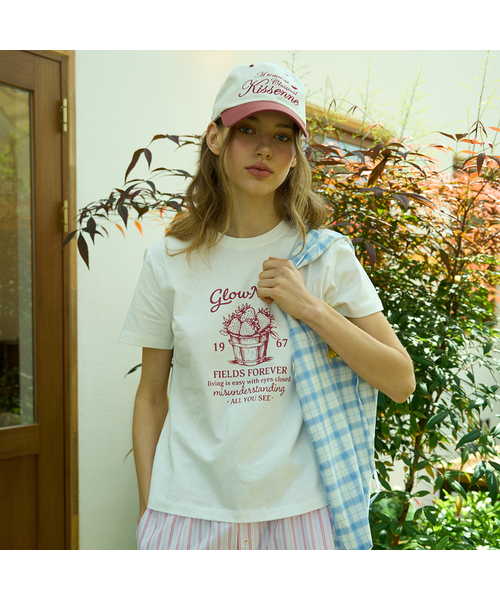 GLOWNOTE(グロウノート)の「GLOW FARMERS NOTE STRAWBERRY SERIES T-SHIRTS (2COLOR)(Tシャツ/カットソー・レディース・ホワイト/ブラック・FREE)」の1枚目の写真