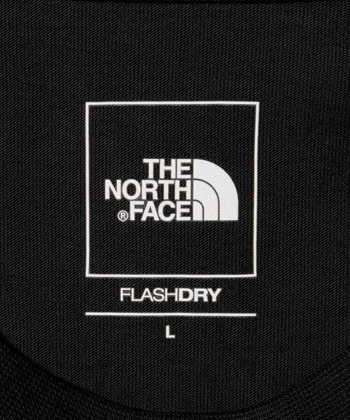 THE NORTH FACE(ザノースフェイス)の「<THE NORTH FACE>フラッシュ ドライフラワー ロゴ Tシャツ(Tシャツ/カットソー・メンズ・ブラック/ホワイト・XL/L/M)」の14枚目の写真
