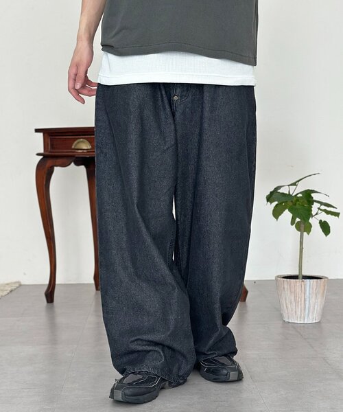 CPCM(シーピーシーエム)の「綿レーヨンバギーデニム(デニムパンツ・メンズ・サックスブルー/ブラック・MEDIUM/LARGE)」の3枚目の写真