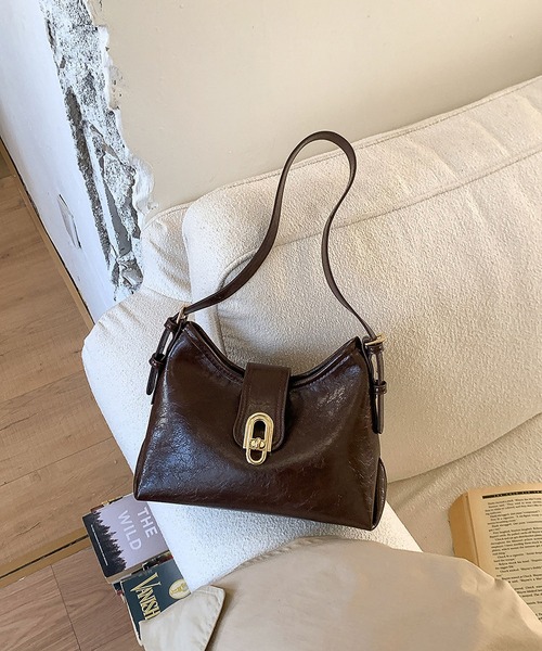 LA VORAGINE(ラ ヴォラジネ)の「ベルトフラップ 2wayショルダーバッグ 通勤(ショルダーバッグ・レディース・アイボリー/Black/A/Wine・FREE)」の19枚目の写真