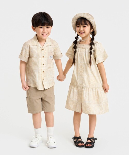COMME CA ISM(コムサイズム)の「バンダナ柄プリント アロハシャツ(シャツ/ブラウス・キッズ・ネイビー/ベージュ・150cm/140cm/100cm/130cm/120cm/110cm)」の3枚目の写真