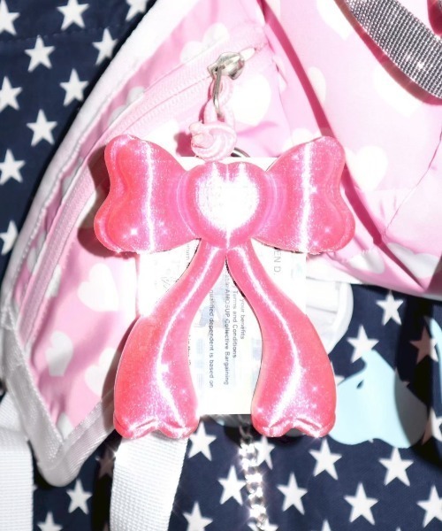 EVERYTHINGS（エブリシングス）の「【EVERYTHINGS】Bows Card-Holder / 【エブリシングス】３Dリボンチェーンカードホルダー（カードケース・レディース・ホワイト/ピンク/パープル・ONE SIZE）」の3枚目の写真
