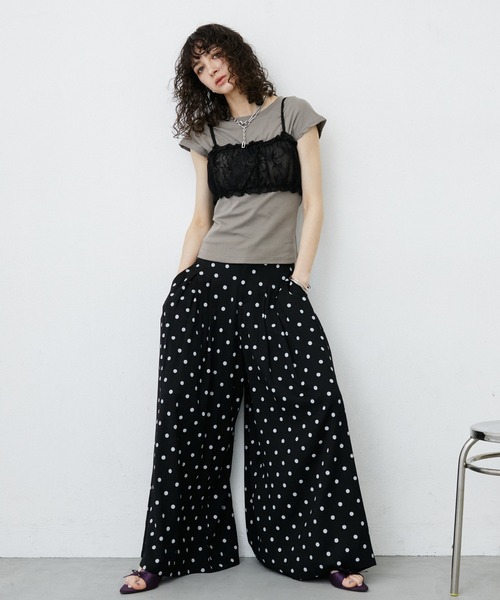 uyu.（ウユ）の「Lace Bustier Layered French sleeve Tee/【レースビスチェ付き】 レイヤードフレンチスリーブカットソー（Tシャツ/カットソー・レディース・ホワイト/ブラック・FREE）」の14枚目の写真
