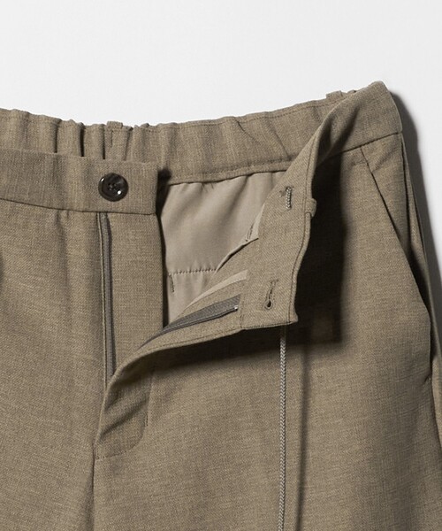 A DAY IN THE LIFE UNITED ARROWS(アデイインザライフユナイテッドアローズ)の「RIRANCHA® ブッチャー イージーパンツ-吸水速乾-<A DAY IN THE LIFE>(スラックス・メンズ・オリーブ/ベージュ/ブラック/ネイビー・L/S/M/XL)」の22枚目の写真