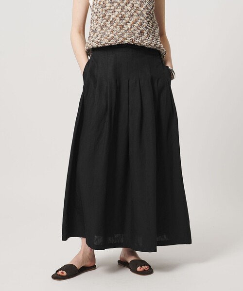 UNITED ARROWS(ユナイテッドアローズ)の「リネン タック ロングスカート ‐ウォッシャブル‐(スカート・レディース・ホワイト/ブラック/ライラック・38/36)」の3枚目の写真