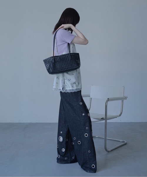 VACANCY（ヴァカンシー）の「スカラップ柄メッシュトートバッグ/ポーチ付/カラーバッグ（トートバッグ・レディース・ブルー/ブラック/グリーン/レッド・FREE）」の11枚目の写真