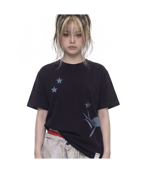 GRAVER（グレーバー）の「[ユニセックス]スター スネイル_半袖Tシャツ_4カラー（Tシャツ/カットソー・レディース・ライトグレー/ベージュ/ブラック/ホワイト・SMALL/MEDIUM/LARGE）」の2枚目の写真