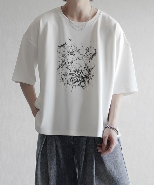 ELLUV（エルブ）の「【ELLUV/エルヴ】300gヘビークリアジョーゼット ヴィンテージフラワープリント ショート丈Tシャツ（Tシャツ/カットソー・メンズ・ブラック/ホワイト・S/L/M）」の10枚目の写真