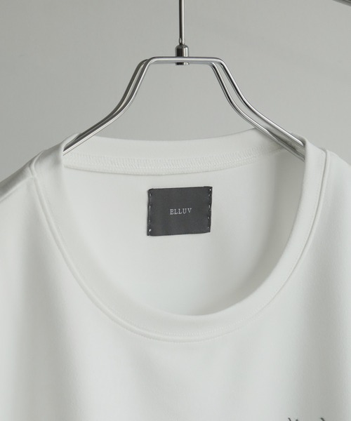 ELLUV（エルブ）の「【ELLUV/エルヴ】300gヘビークリアジョーゼット ヴィンテージフラワープリント ショート丈Tシャツ（Tシャツ/カットソー・メンズ・ブラック/ホワイト・S/L/M）」の22枚目の写真