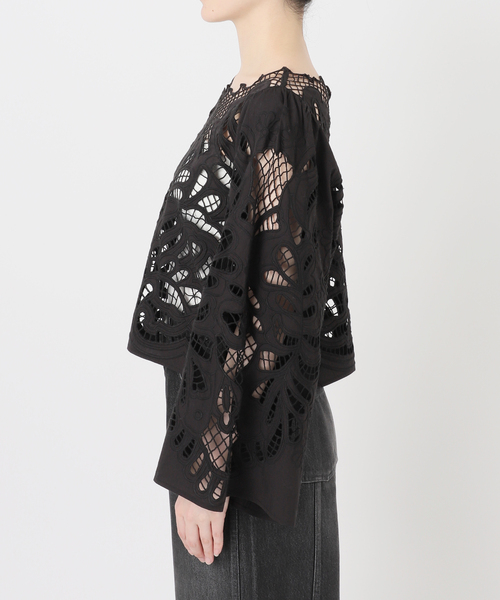 IENA LA BOUCLE(イエナラブークル)の「IENA LA BOUCLE カットワーク刺繍ブラウス(シャツ/ブラウス・レディース・ホワイト×ホワイト/ブラック・FREE)」の17枚目の写真