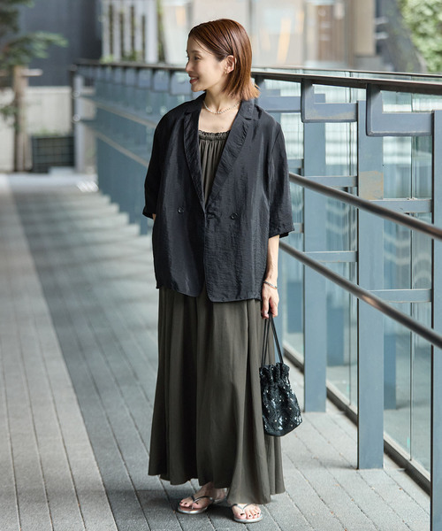 IENA（イエナ）の「ギャザーネックキャミワンピース（ワンピース・レディース・ブラック/カーキ・36/38）」の14枚目の写真