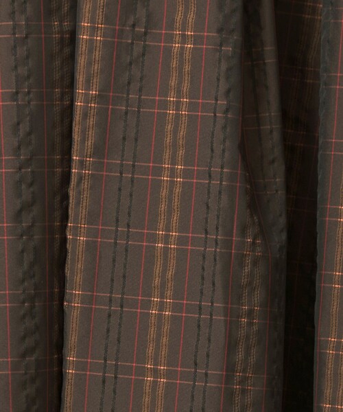 green label relaxing(グリーンレーベルリラクシング)の「チェック タック フレア スカート(スカート・レディース・ブラック/ダークブラウン・36/38/40)」の18枚目の写真