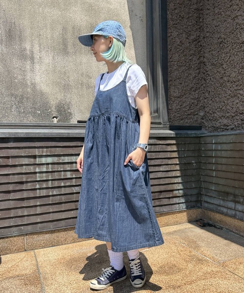 OLD BETTY'S（オールドベティーズ）の「オールドベティーズ【OLD BETTY’S】Denim camisole One-piece（ワンピース・レディース・インディゴブルー・FREE）」の2枚目の写真