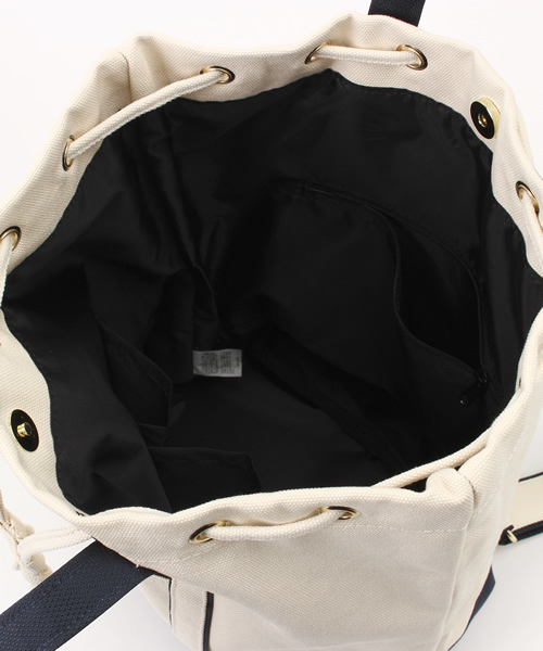 LBC（エルビーシー）の「COLDE ハンプロングリュック       （バックパック/リュック・レディース・ネイビー/グレー・ONE SIZE）」の3枚目の写真