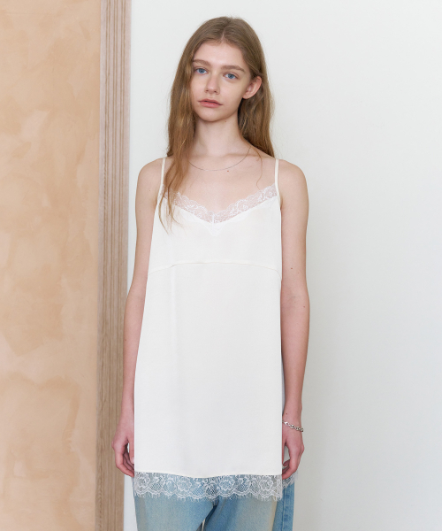 TTUDEMENT(トュードメント)の「SATIN LACE SLIP DRESS_CREAM(ワンピース・レディース・その他・SMALL/MEDIUM)」の1枚目の写真