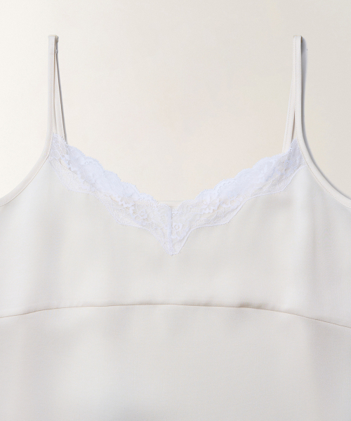 TTUDEMENT(トュードメント)の「SATIN LACE SLIP DRESS_CREAM(ワンピース・レディース・その他・SMALL/MEDIUM)」の4枚目の写真