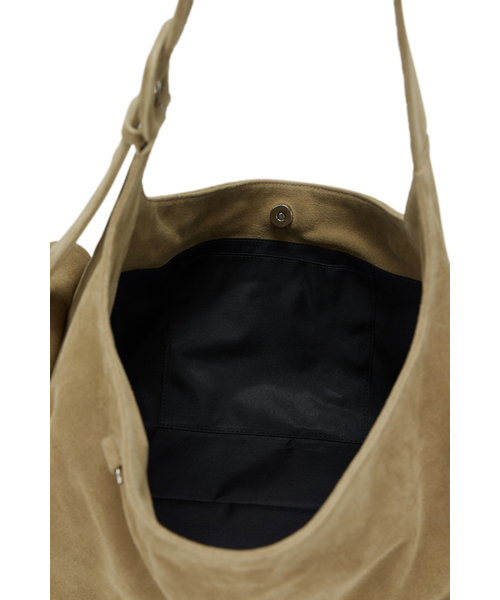 DEINET(ダイニット)の「DEINET SUEDE BUCKLE BAG IN BEIGE(ショルダーバッグ・レディース・その他・FREE)」の8枚目の写真