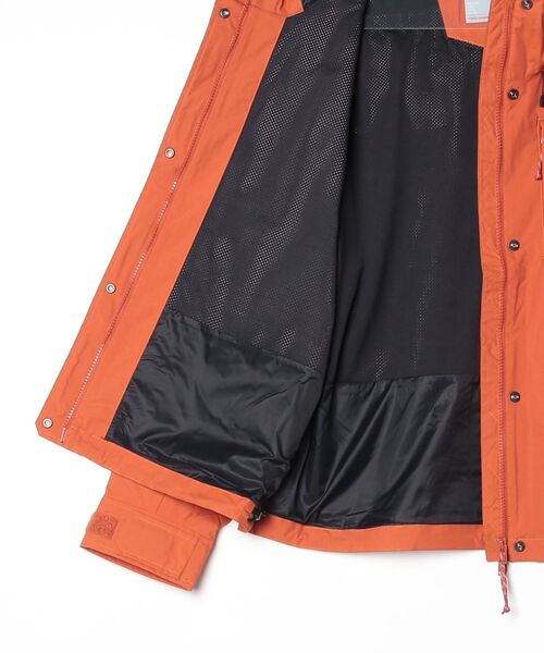 Mammut(マムート)の「マウンテン ソフトシェル フーデッド ジャケット アジアンフィット ウィメンズ / Mountain SO Hooded Jacket AF Women(ブルゾン・レディース・カーキ・SMALL/MEDIUM/LARGE)」の4枚目の写真