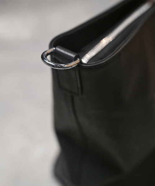 EARLE(アール)の「EARLE アール / Shoe sole boston-tote bag キップレザーシューソールボストンビッグトートバッグ / ER6501(トートバッグ・メンズ・ブラック/ブラウン・FREE)」の3枚目の写真