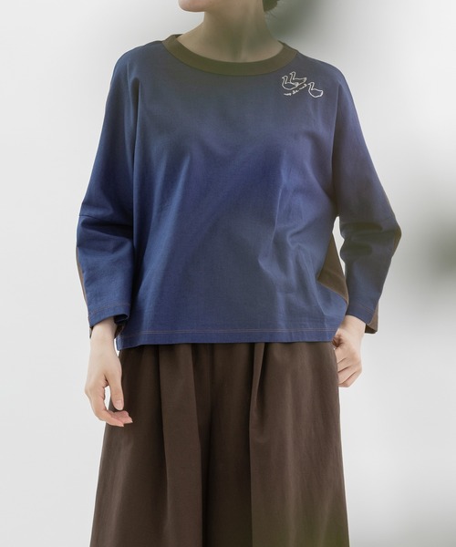 nop de nod（ノップドゥノッド）の「Clocheスワン刺繍布帛9分袖カットソー（Tシャツ/カットソー・レディース・ブラック/ネイビー/ブラウン・3）」の3枚目の写真
