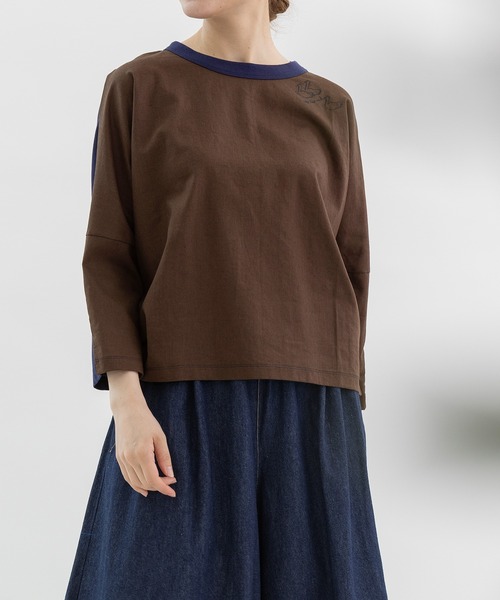 nop de nod（ノップドゥノッド）の「Clocheスワン刺繍布帛9分袖カットソー（Tシャツ/カットソー・レディース・ブラック/ネイビー/ブラウン・3）」の7枚目の写真