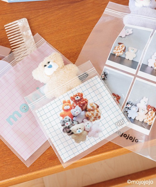 LOWRYS FARM（ローリーズファーム）の「【mojojojo】ジッパーバッグ  1055900/GOODS（収納グッズ・レディース・その他・FREE）」の3枚目の写真