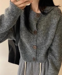 ニットカーディガン
