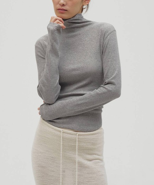 TODAYFUL(トゥデイフル)の「【TODAYFUL/トゥデイフル】Soft Fraise Turtleneck Tops/ソフトフライスタートルネックトップス(Tシャツ/カットソー・レディース・アイボリー/グレー/ダークグレー・FREE)」の2枚目の写真