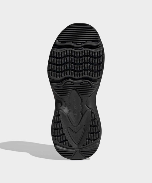 adidas(アディダス)の「オズガイア / Ozgaia / 厚底スニーカー / アディダスオリジナルス adidas Originals(スニーカー・レディース・ブラック・22.0cm/27.0cm/27.5cm/28.0cm/24.0cm/24.5cm/25.0cm/25.5cm/26.0cm/26.5cm/22.5cm/23.0cm/23.5cm)」の3枚目の写真